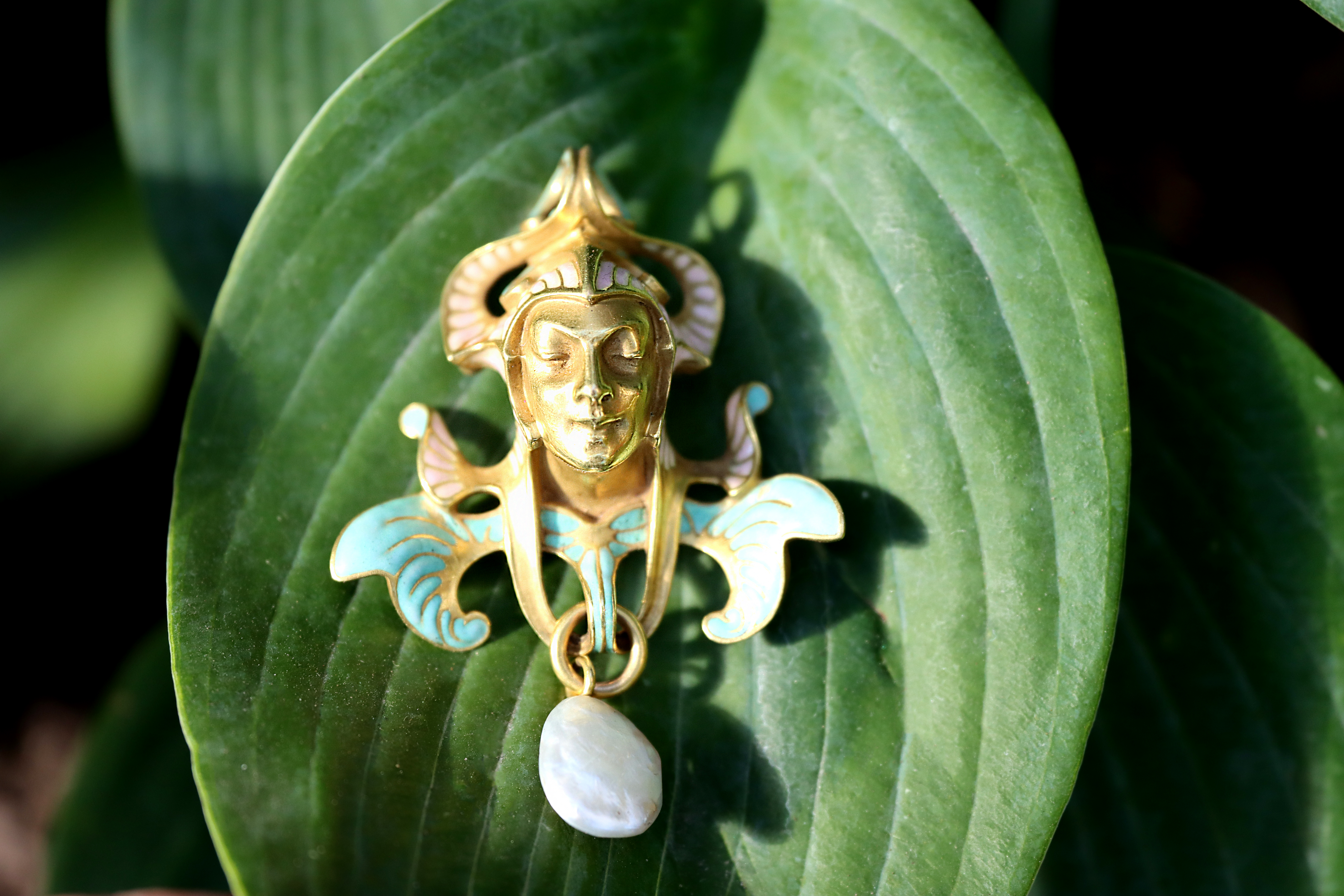 November Jewels and Timepieces