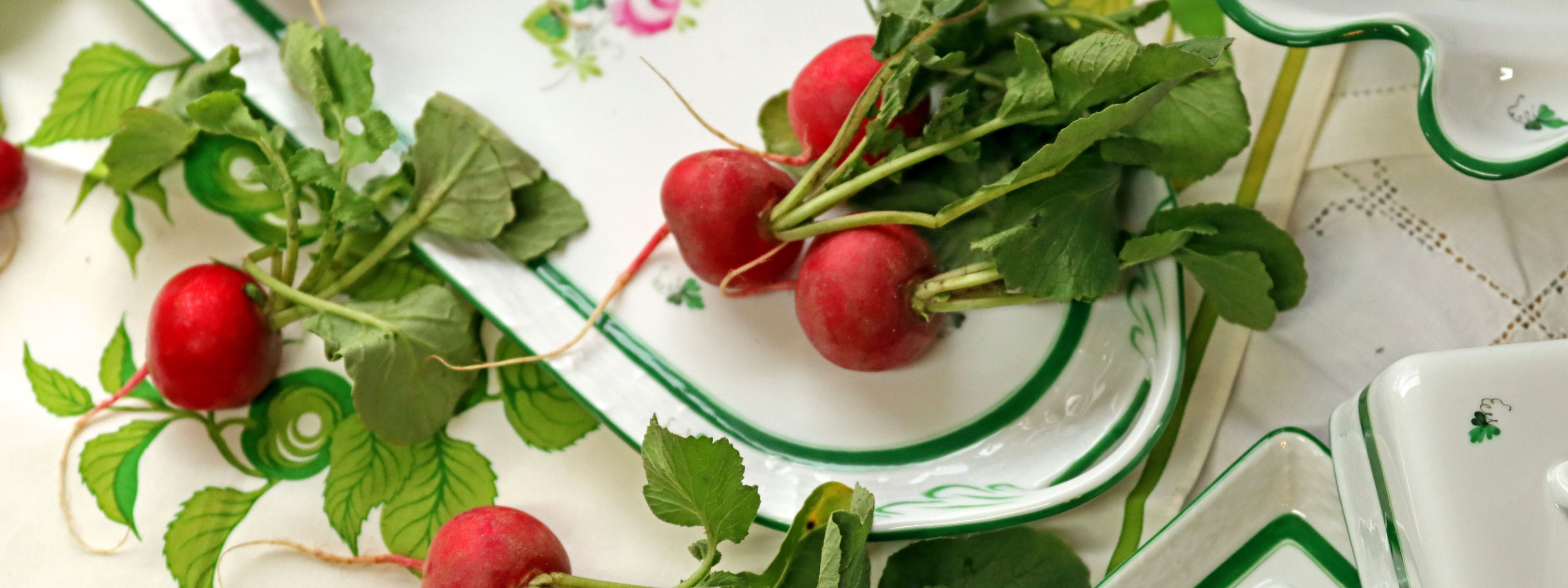 April Home Decor & Collectibles